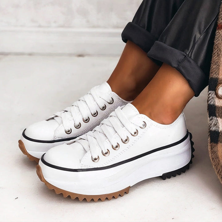 DANIKA™ – All-Day Comfort Sneakers